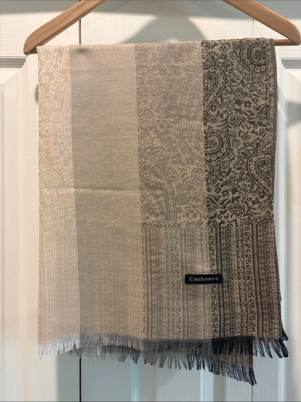 Neutral Paisley Throw - Beige and Gray